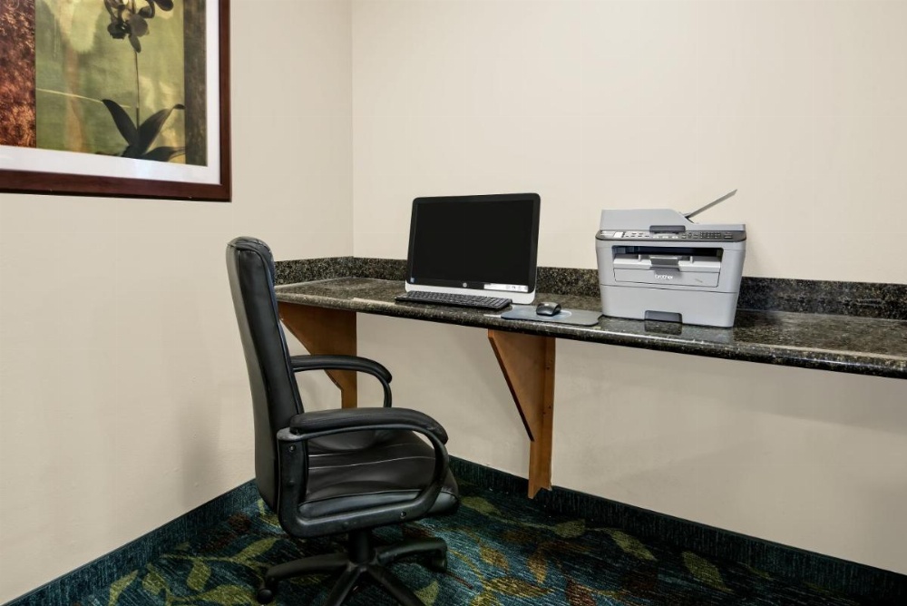 Candlewood Suites Galveston Image 11