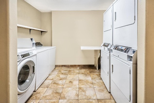 Candlewood Suites Galveston image 15