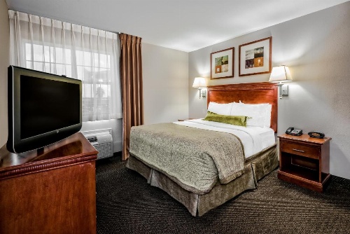 Candlewood Suites Galveston image 36